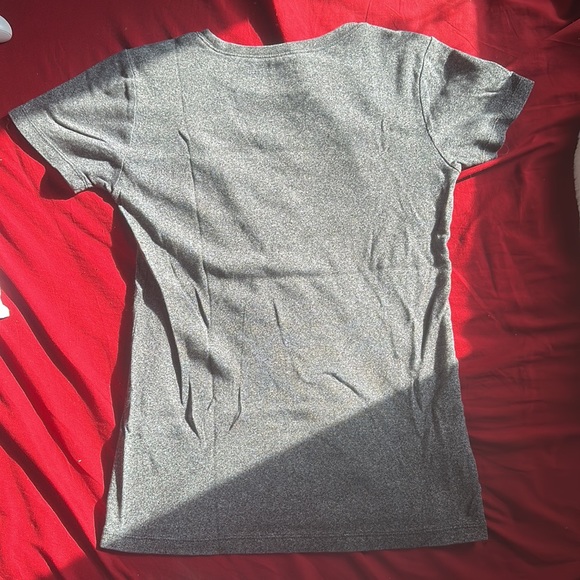 Eddie Bauer Short Sleeve Tee - Picture 2 of 2